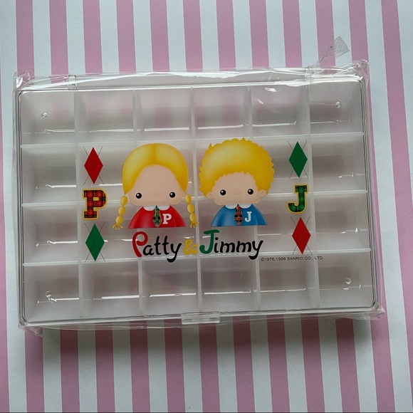 Sanrio Patty and Jimmy Plaid set - 1998 - Picture 2 of 9